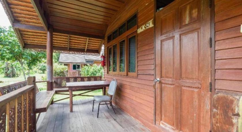 Oyo 1143 Phet Luran Thai Resort Kohchang Ко Чанг Екстериор снимка